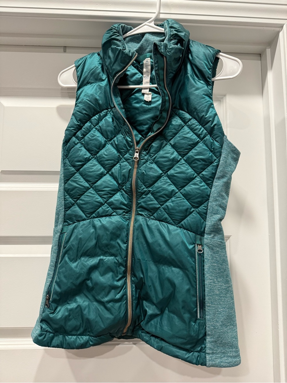 lululemon athletica Teal Quilted Puffer Vest with Gold Zipper